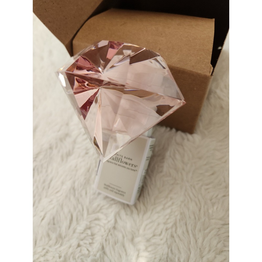 Bath & Body Works White Barn Pink Diamond Wallflowers Plug
